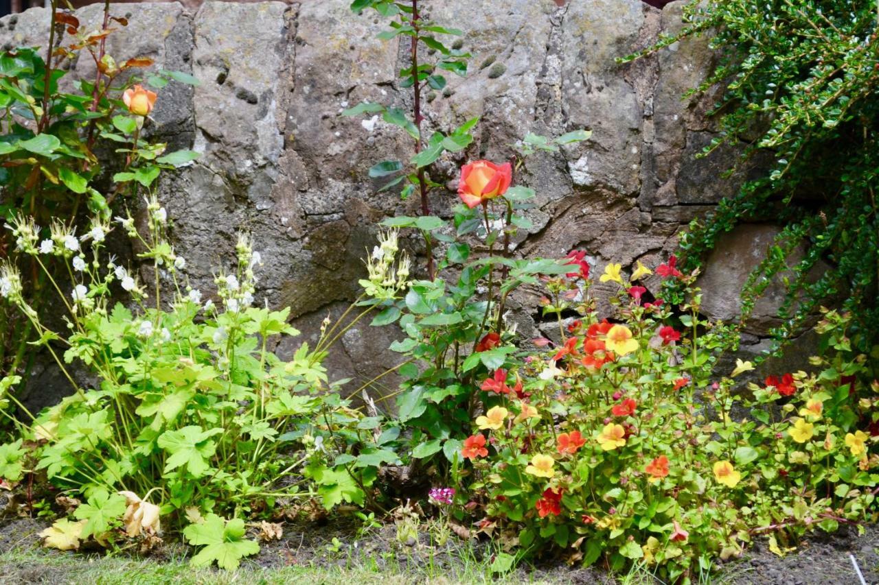 Villa Caliburn Alyth Esterno foto